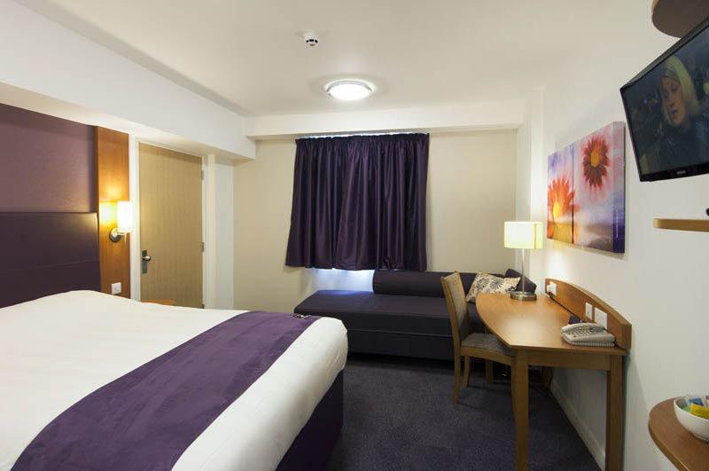 Premier Inn Glasgow - Bellshill Motherwell Extérieur photo